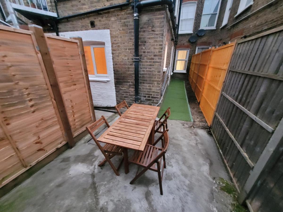 Spacious 2 Bedroom House In Central London With Garden Exterior photo