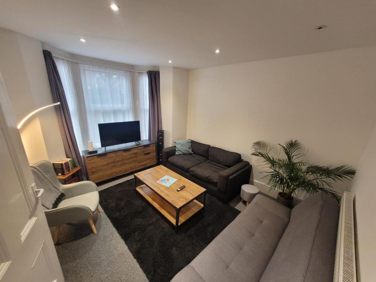 Spacious 2 Bedroom House In Central London With Garden Exterior photo